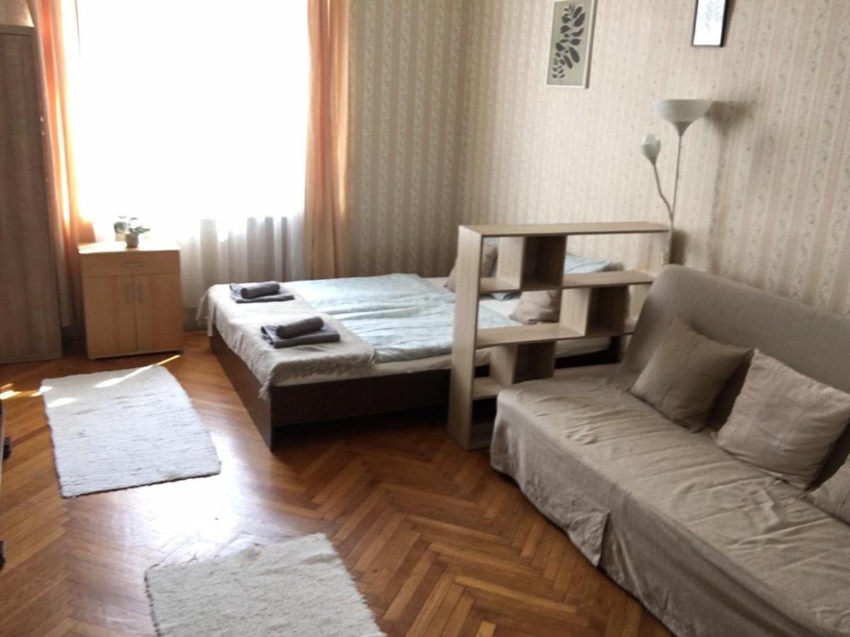 Cozy Flat At Stadionok M Station Budapest Eksteriør bilde