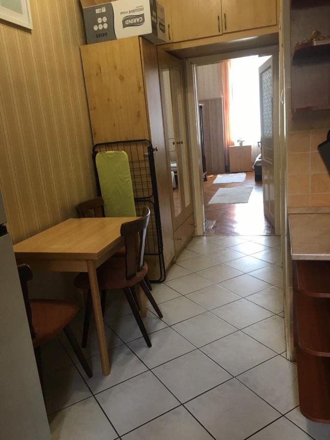 Cozy Flat At Stadionok M Station Budapest Eksteriør bilde
